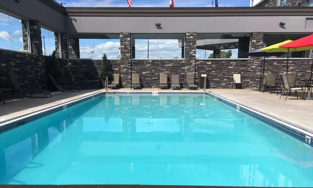 Carriage House Hotel And Conference Centre YYC Einrichtungen foto