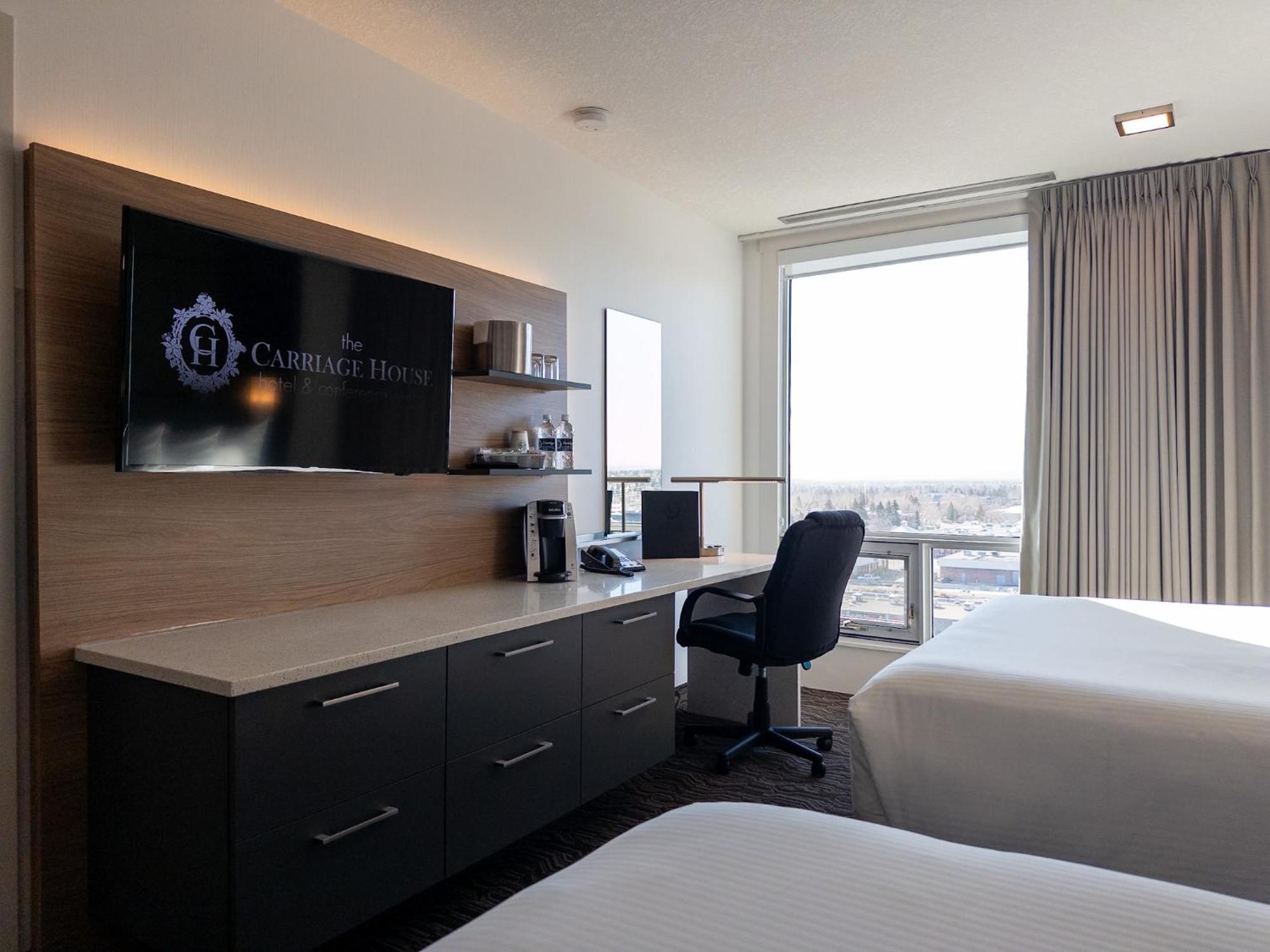 Carriage House Hotel And Conference Centre YYC Exterior foto