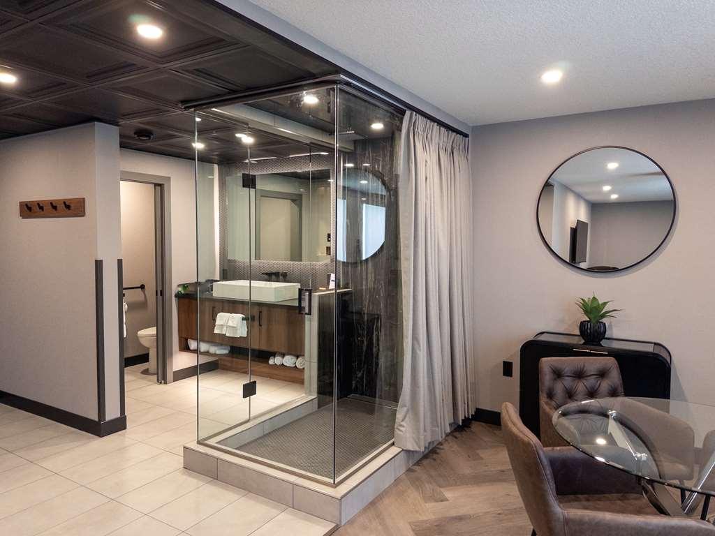 Carriage House Hotel And Conference Centre YYC Zimmer foto